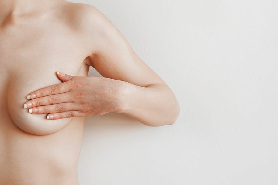 mamelon ombilique femme dr henri derhy chirurgien esthetique specialiste chirurgie plastique reconstructrice paris