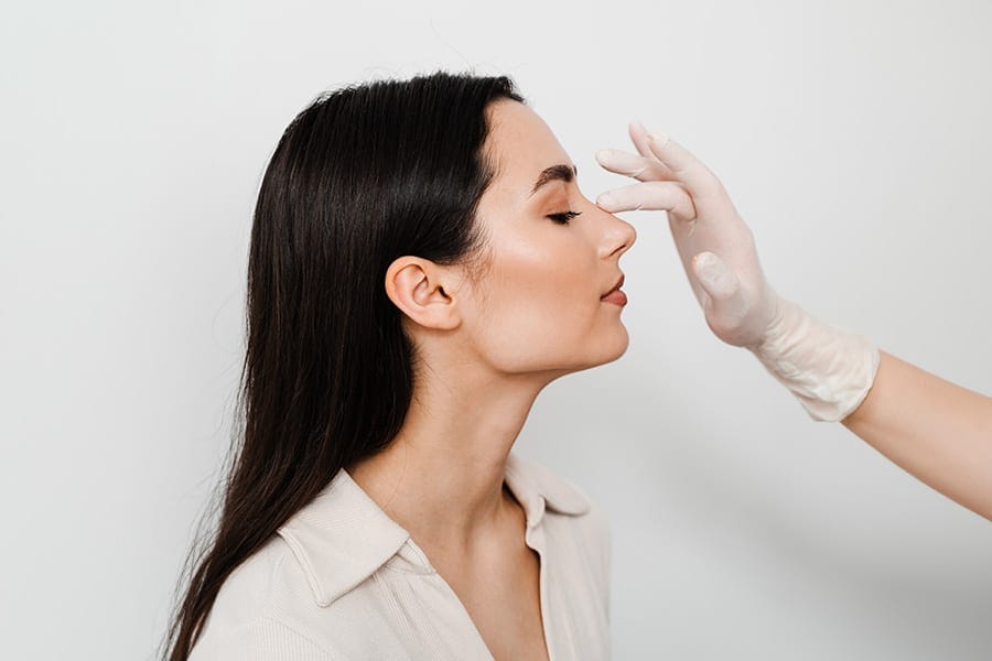 rhinoplastie dr henri derhy chirurgien esthetique specialiste chirurgie plastique reconstructrice paris