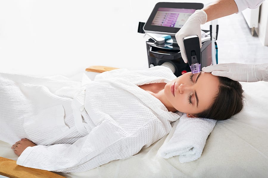 morpheus 8 visage medecine esthetique dr henri derhy chirurgien esthetique specialiste chirurgie plastique reconstructrice paris